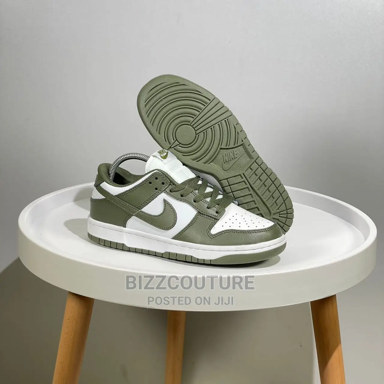 Original NIKE SB DUNK LOW Olive Sneaker Available in Store