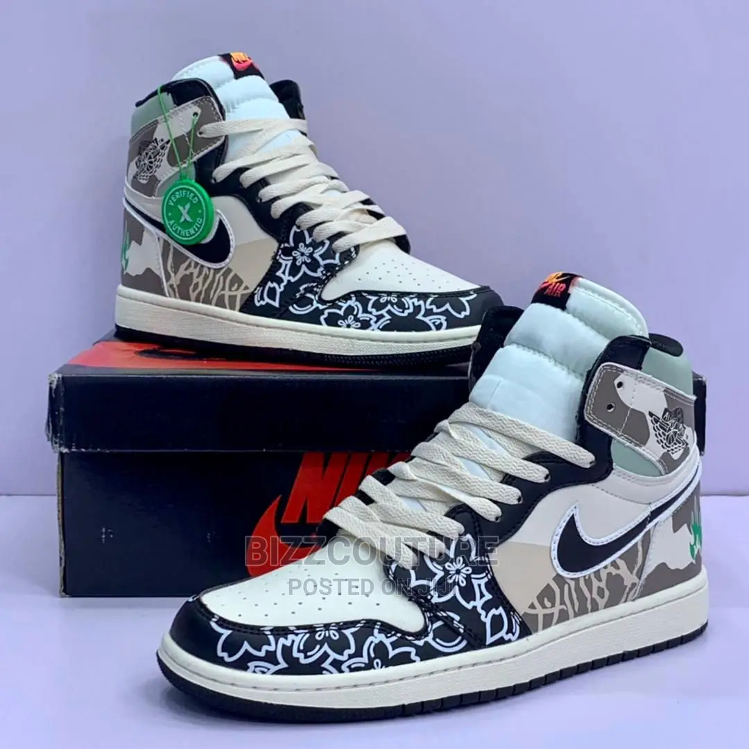 Original Air Jordan 1 Bathing Ape Available in Store