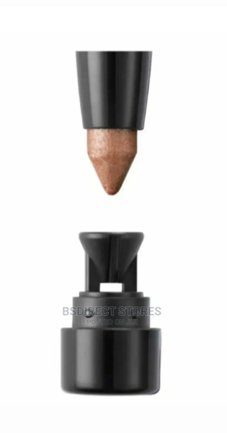 Avon Everyday Beige Power Stay 16 Hour Eyeshadow Stick