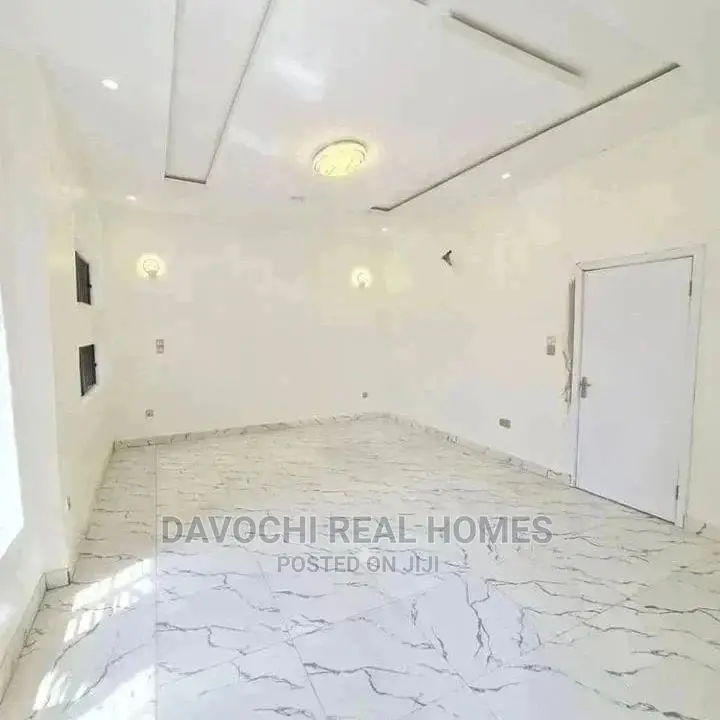 4bdrm Duplex in Chevron, Lekki for rent