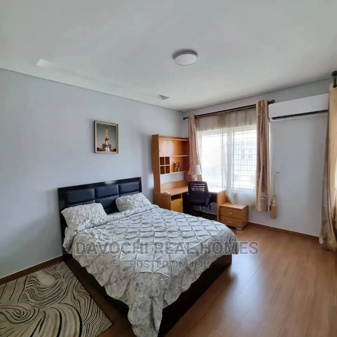 Furnished 4bdrm House in Lekki Phase One for Rent
