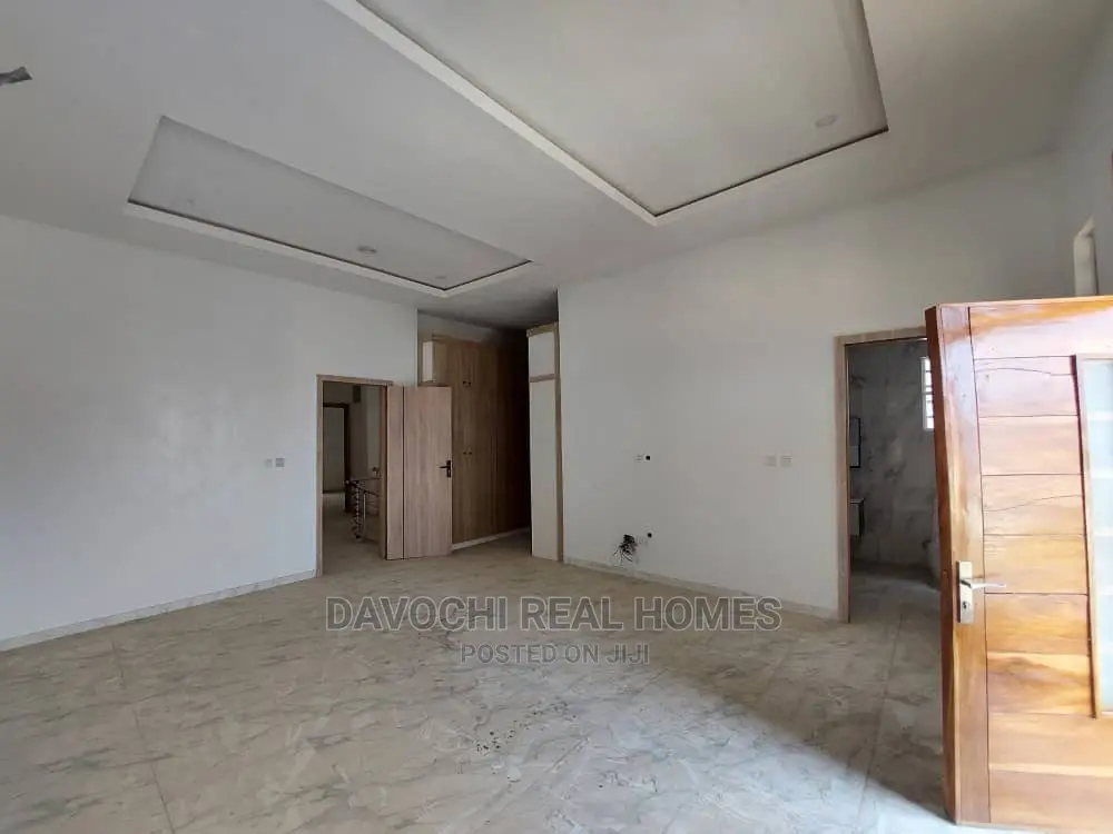 4bdrm Duplex in By Chevron Second, Lekki for rent