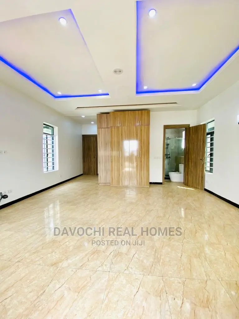 4bdrm Duplex in By Chevron Second, Lekki for rent