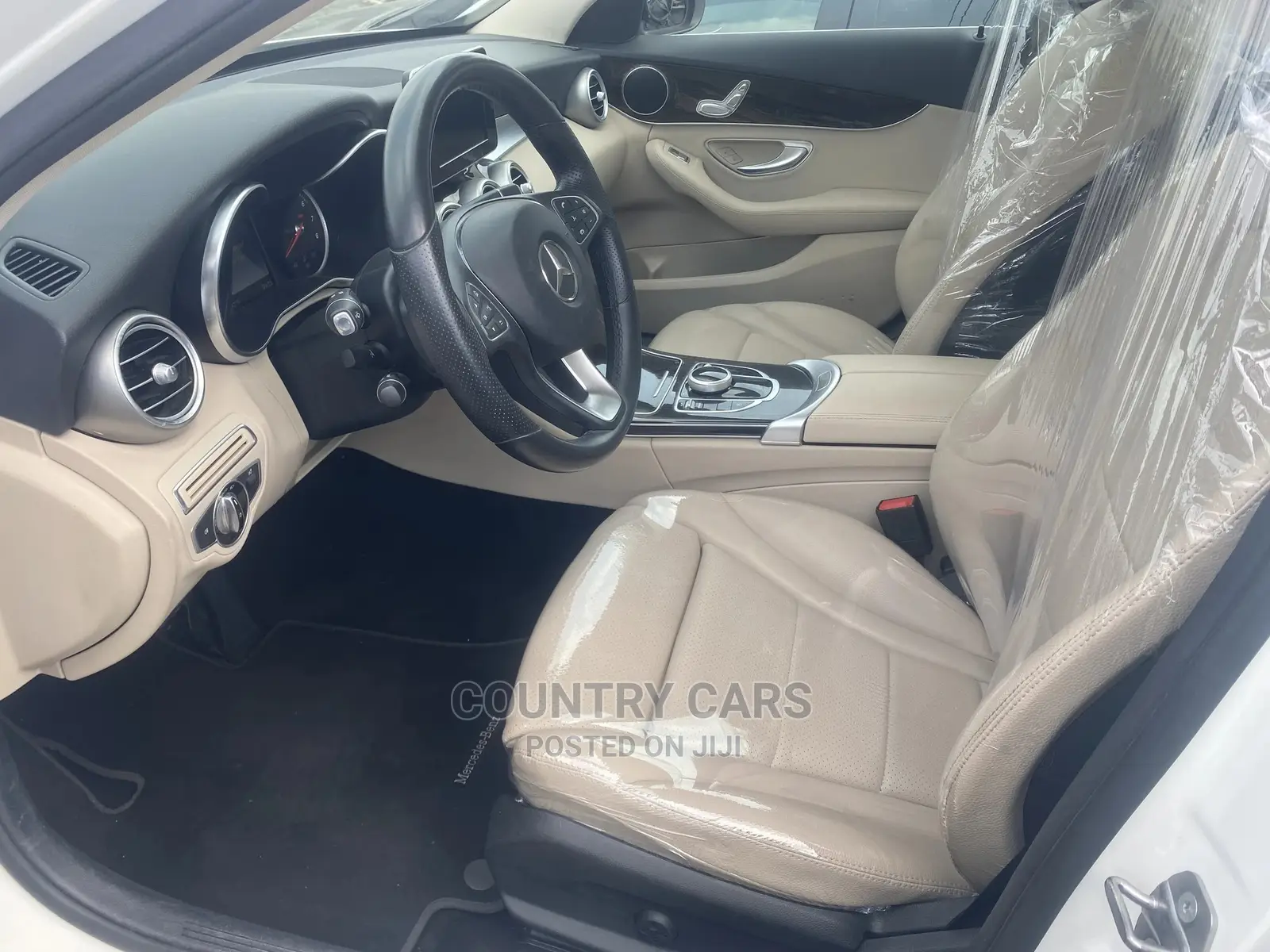 Mercedes-Benz C300 2017 White
