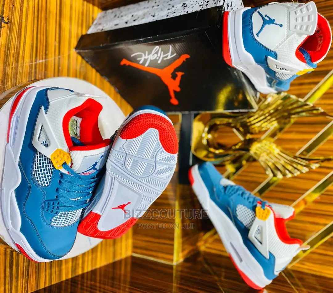 Original AIR JORDAN 4 Retro 40 - 47 Available in Store