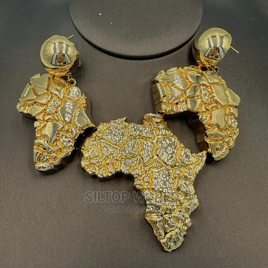 Classic Earrings And Pendant