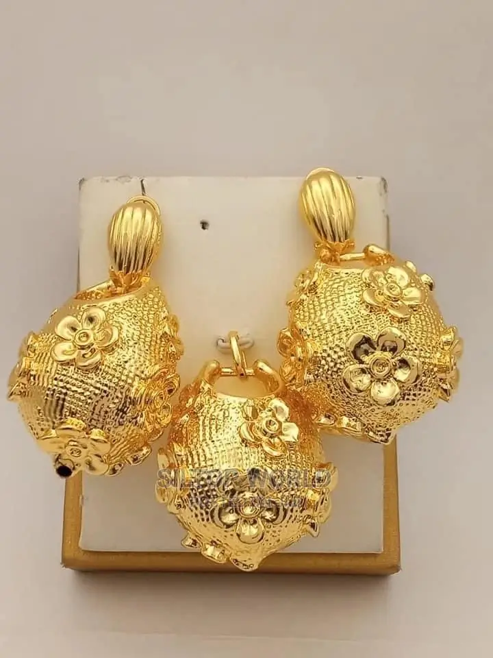Classic Earrings And Pendant