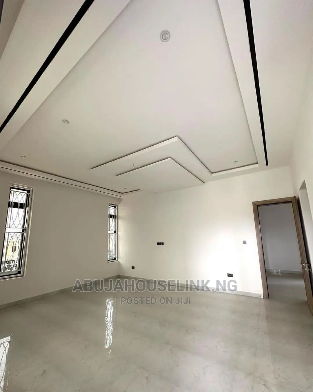 5bdrm Duplex in Apo Resettlement for sale