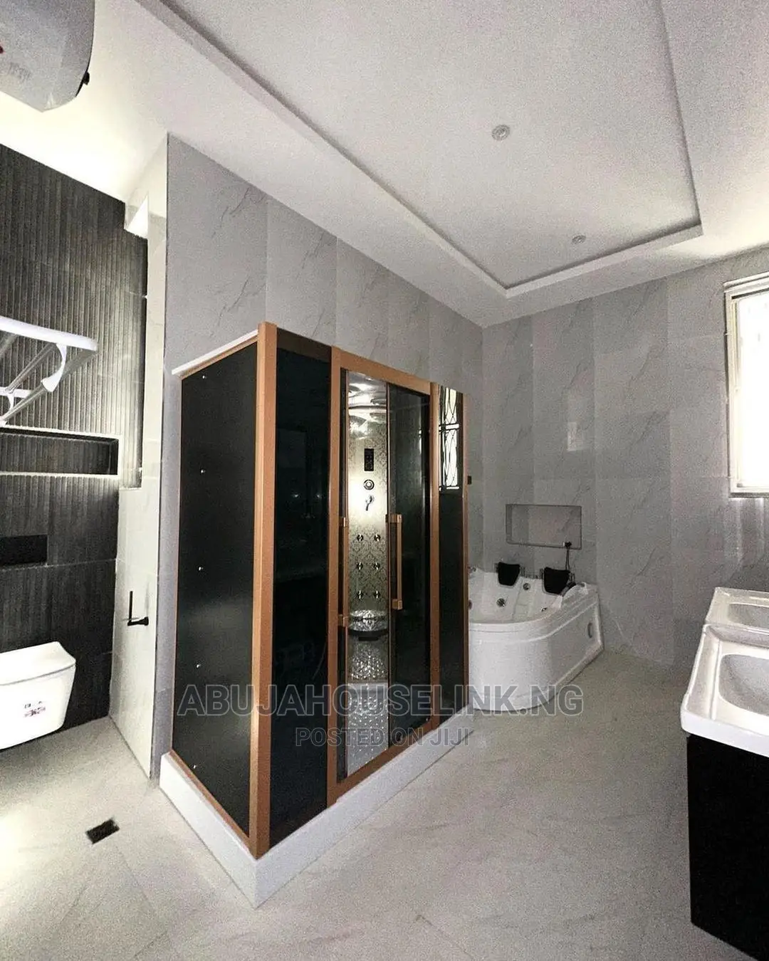 5bdrm Duplex in Apo Resettlement for sale