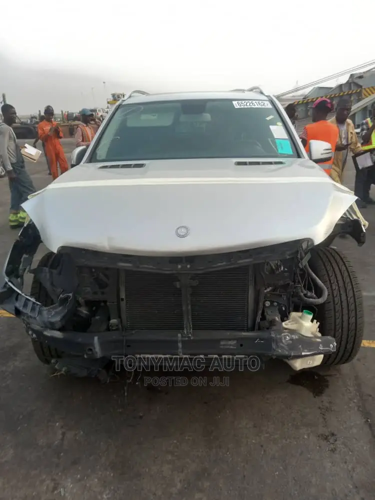 Mercedes-Benz ML350 2014 166 Bumpers,Headlights,Spare Parts