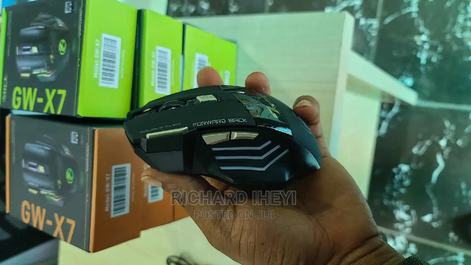 Rechargeable Wireless Gaming Mouse With Backlight RGB