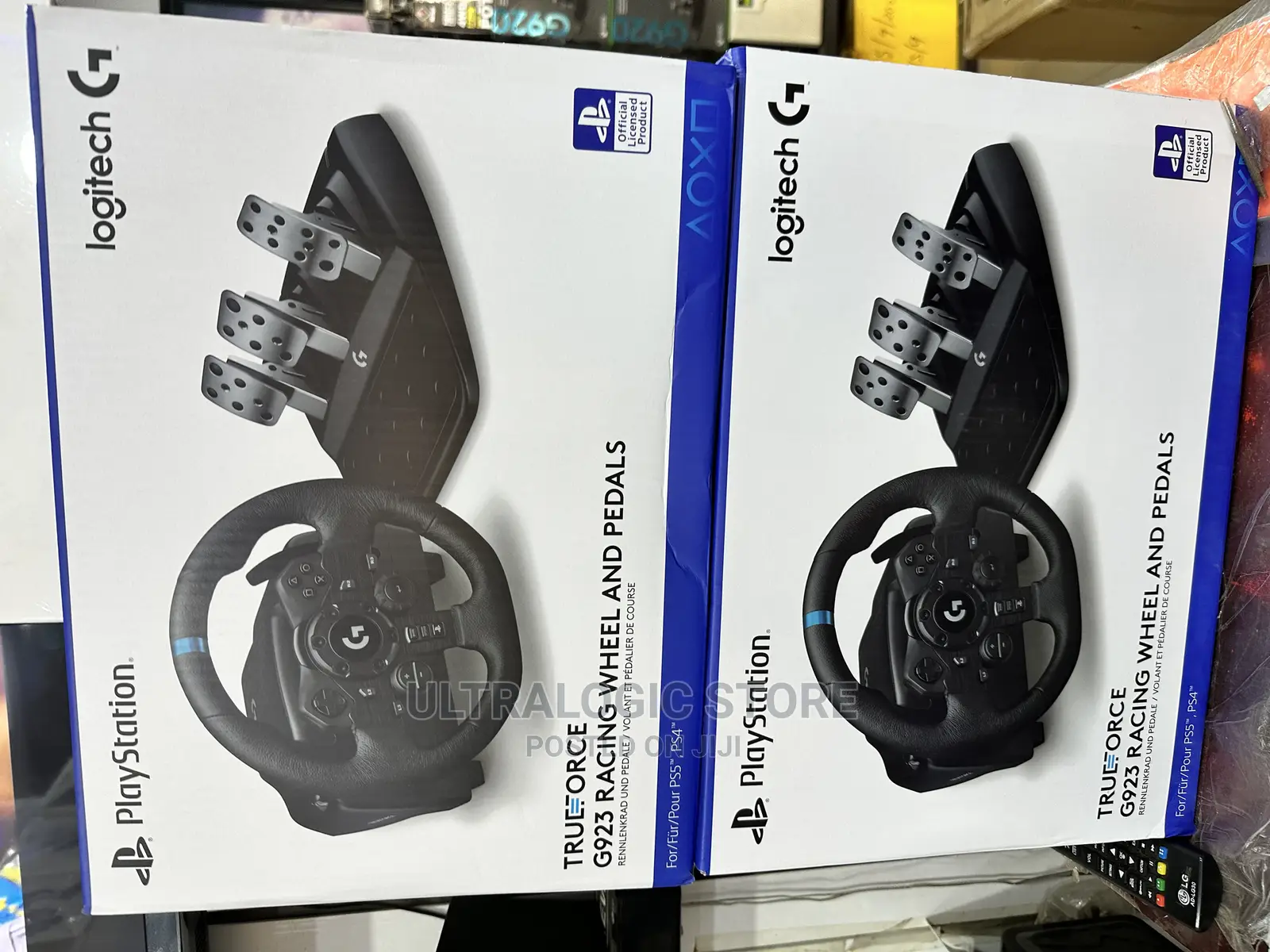 New Logitech G923 Trueforce Racing Wheel Pedals Ps4 Ps5 Pc