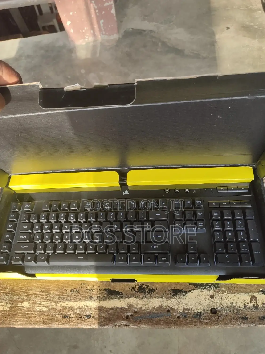 Corsair RGB Pro Xt Gaming Wired Keyboard