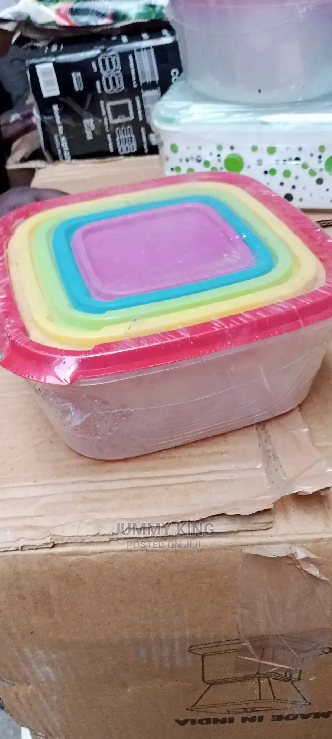 Food Storage Containers With Coloured Lids