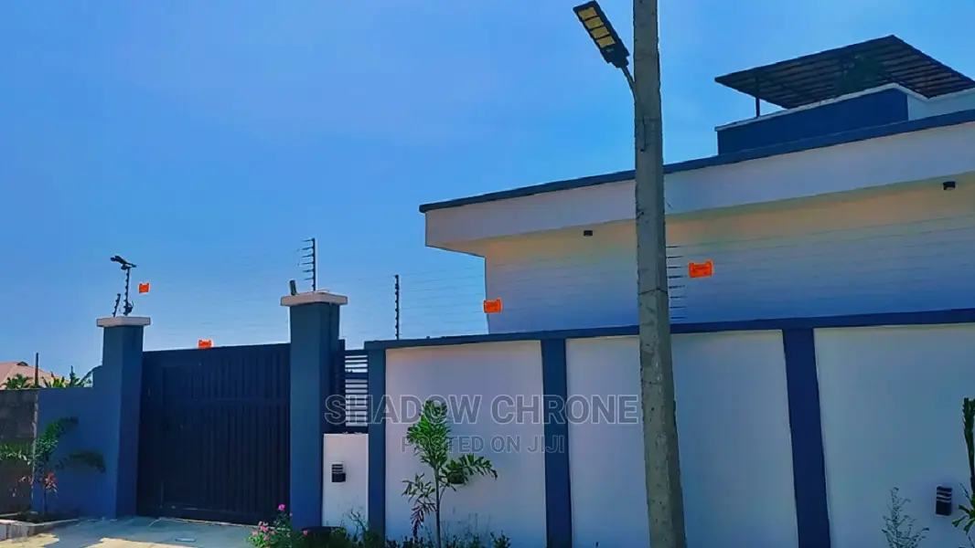 Electric Fence Security on 3 Plots