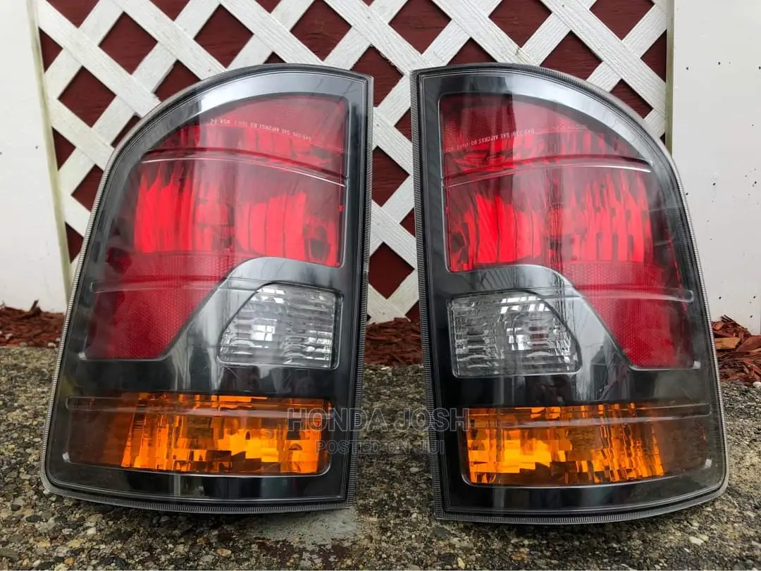Rear Light 2006,2007,2009 Honda Ridgeline (USA QUALITY)