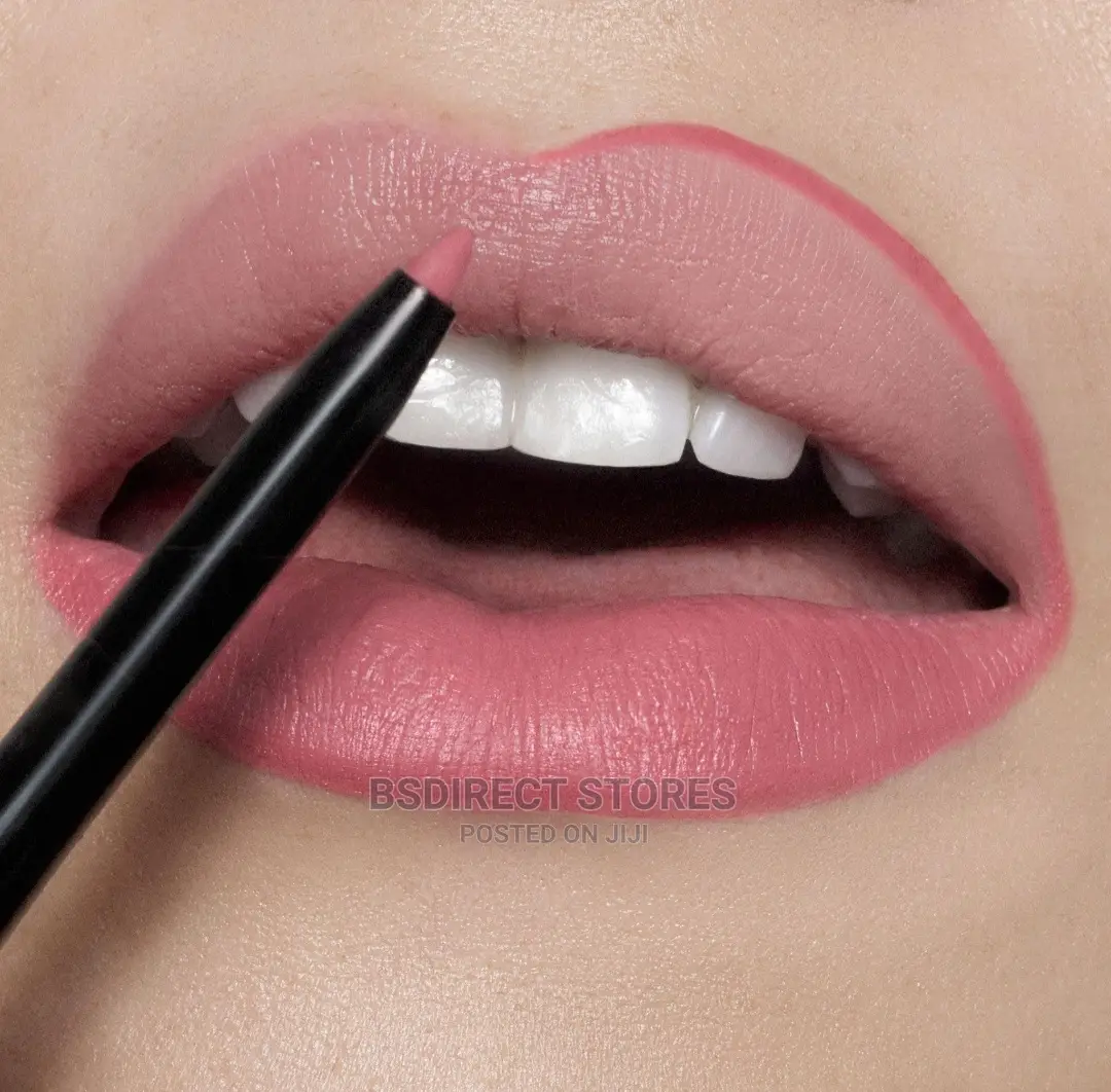 AVON True Colour Pink Cashmere Glimmerstick Lipliner