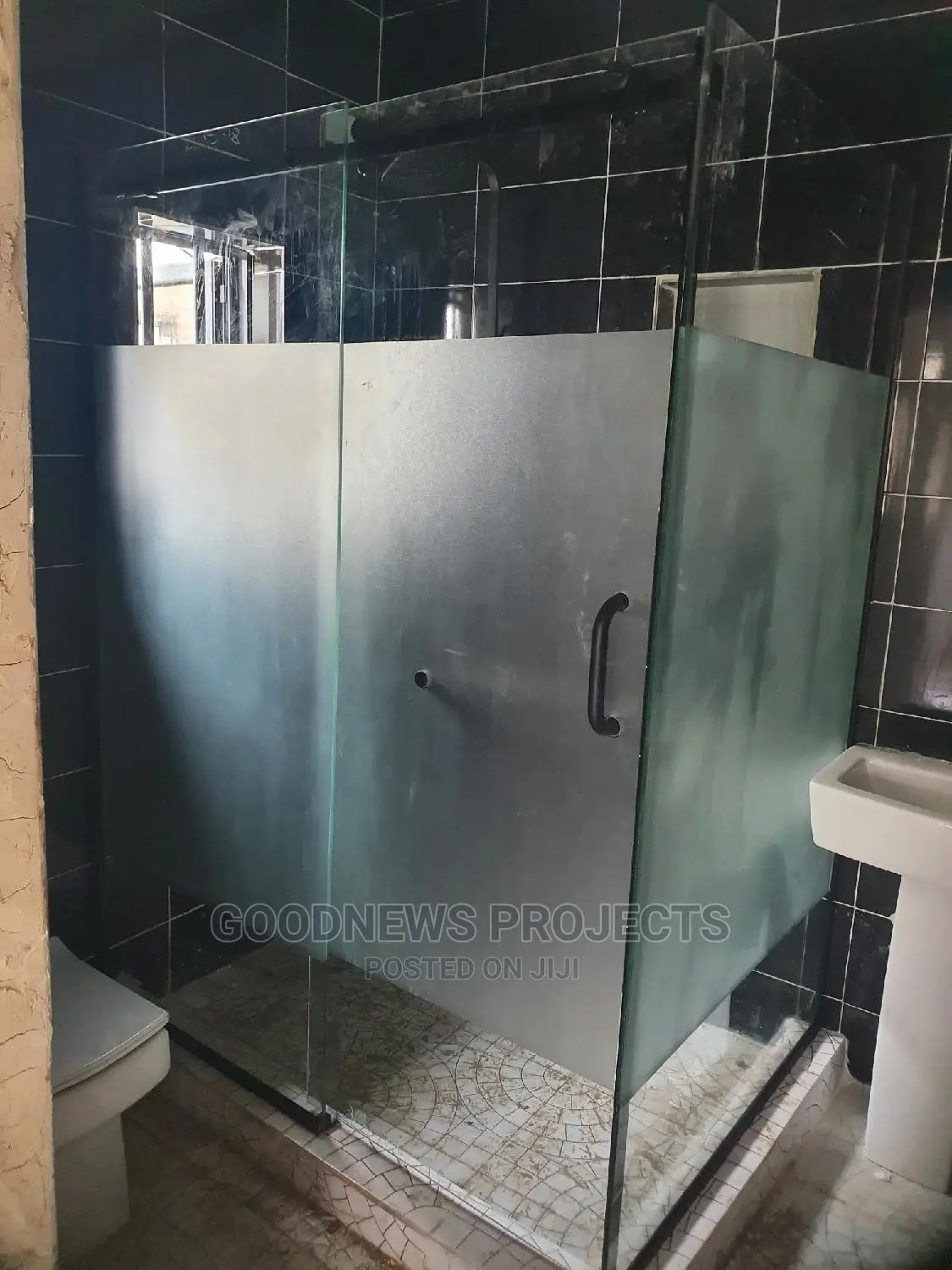 Sliding Frameless Glass Bath Cubicle
