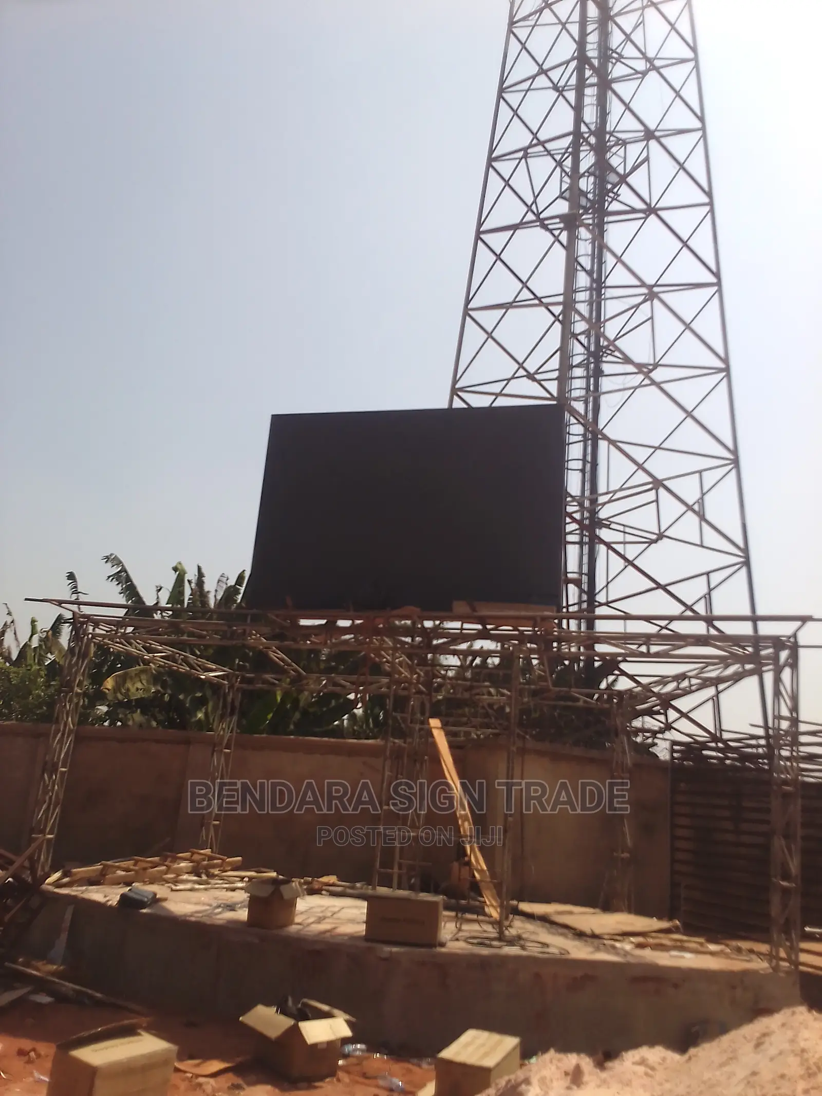 LED Video Display Board 9ft by 7ft Outdoor Big Screen Wall