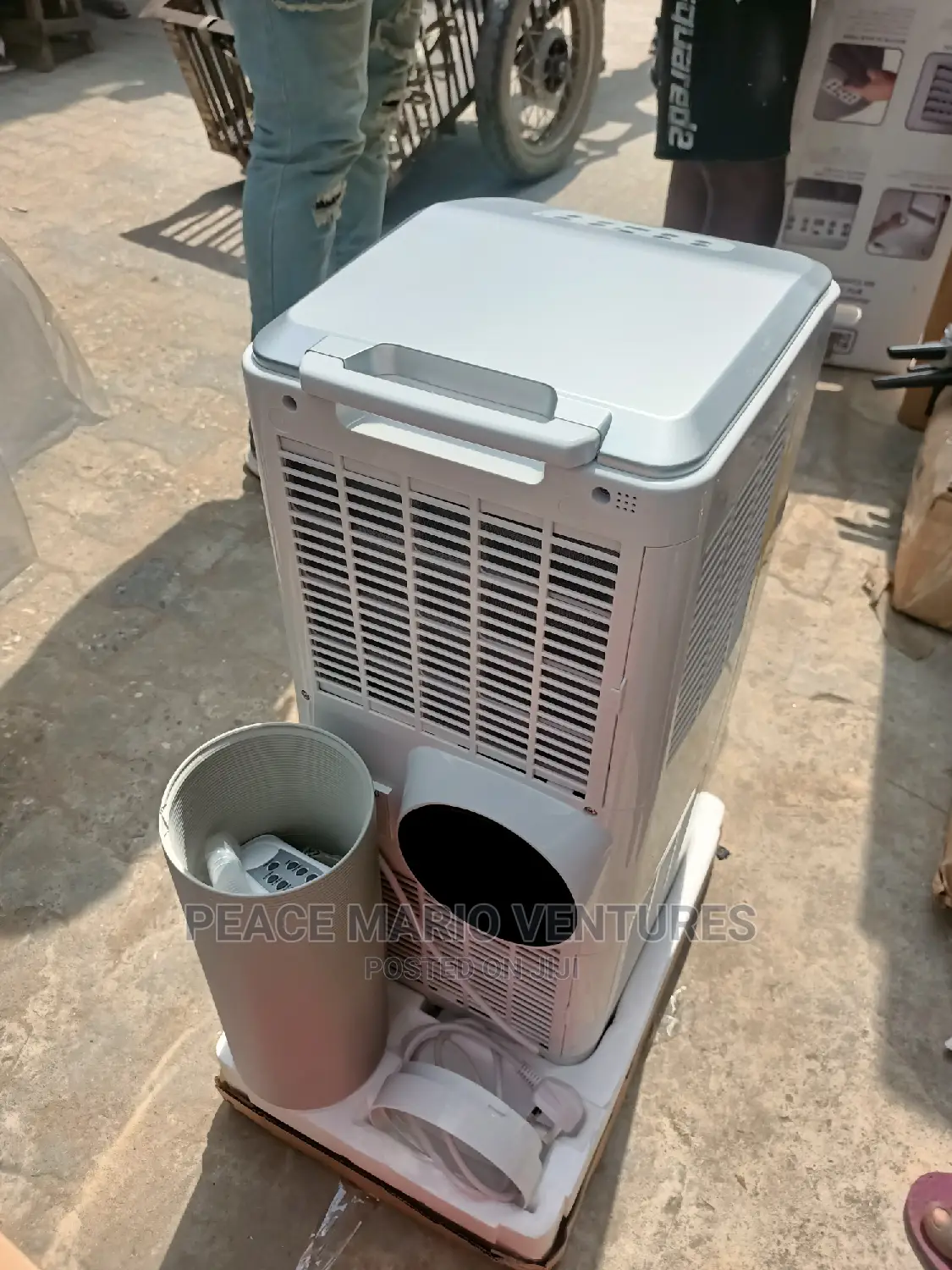 Original Black Decker Mobile Air Conditioner With Warranty