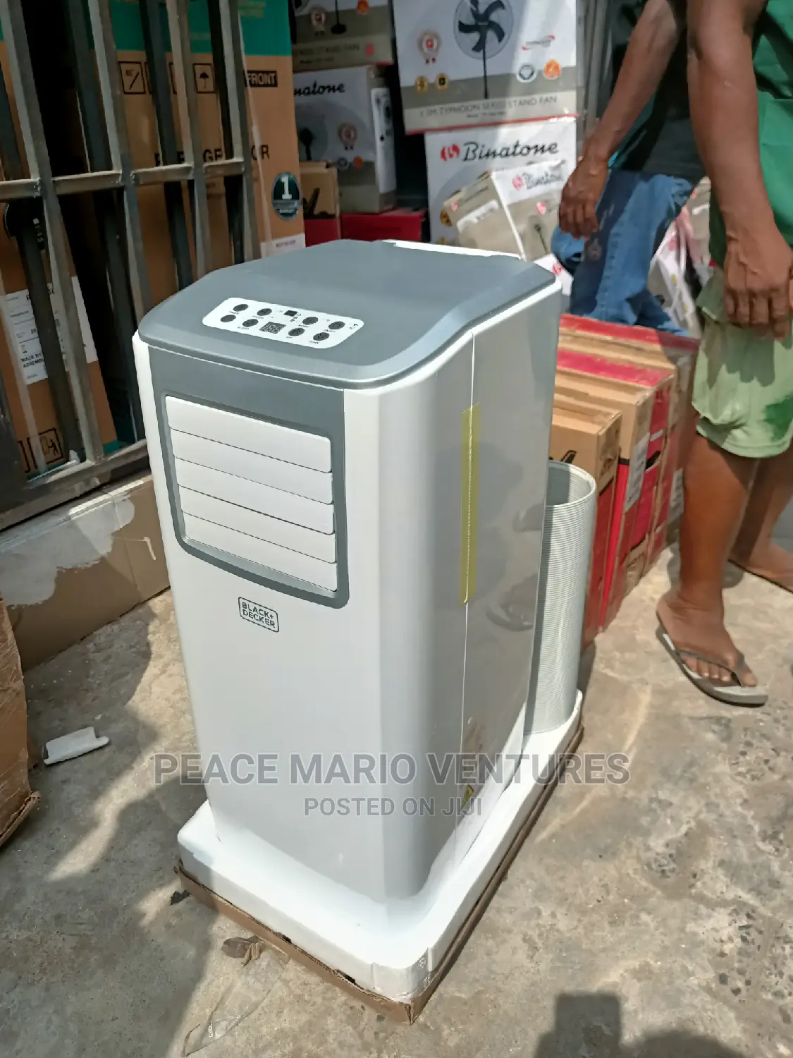 Original Black Decker Mobile Air Conditioner With Warranty