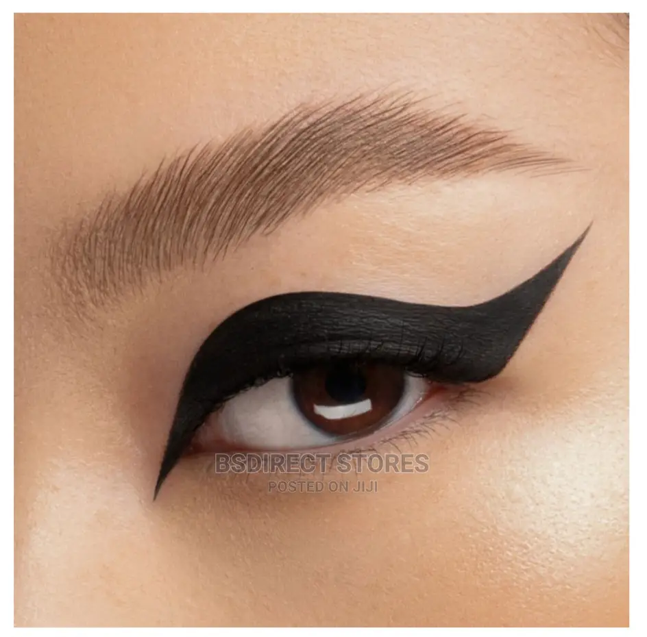 Avon Mark. Blackout Big Gel Paint Longwear Gel Eyeliner