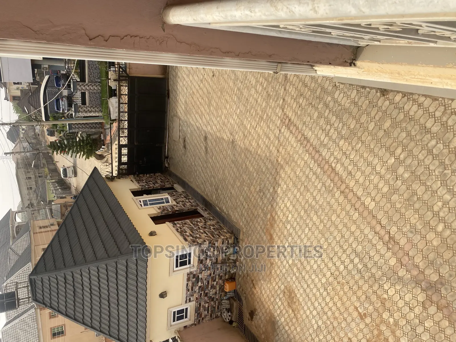 2bdrm Block of Flats in Dawaki for rent