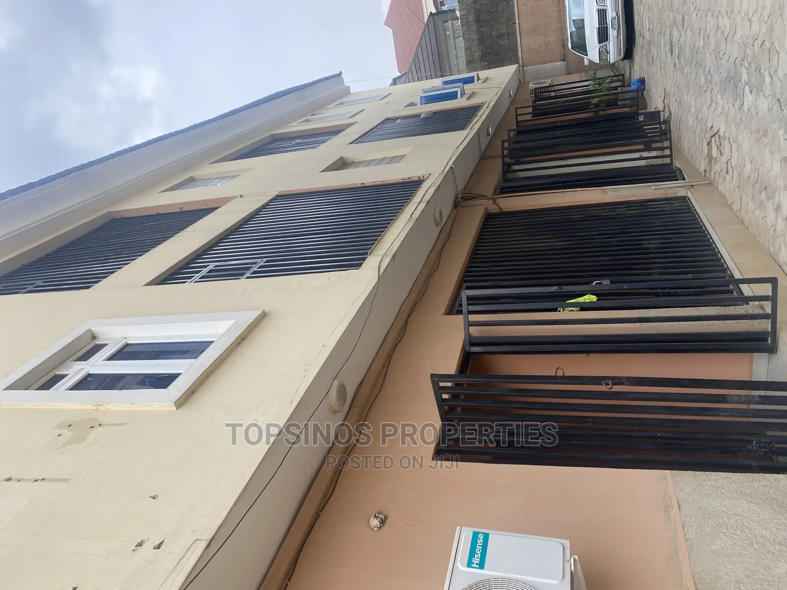 2bdrm Block of Flats in Dawaki for rent