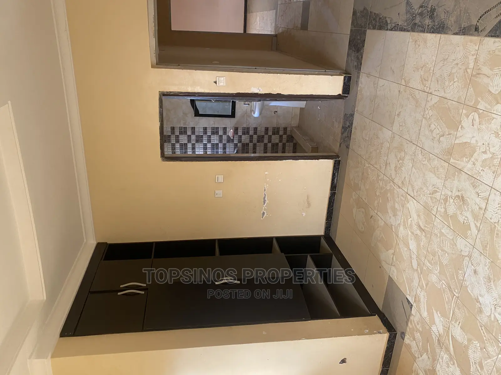 2bdrm Block of Flats in Dawaki for rent