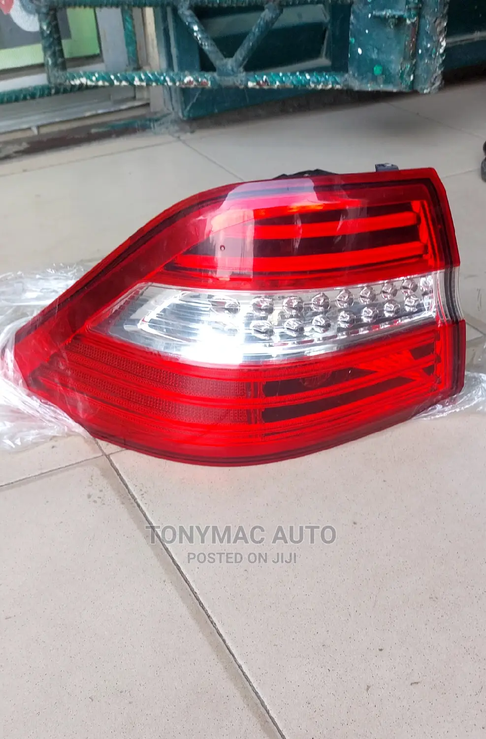 Mercedes-Benz Ml350 2013,2015 Back Lights Original