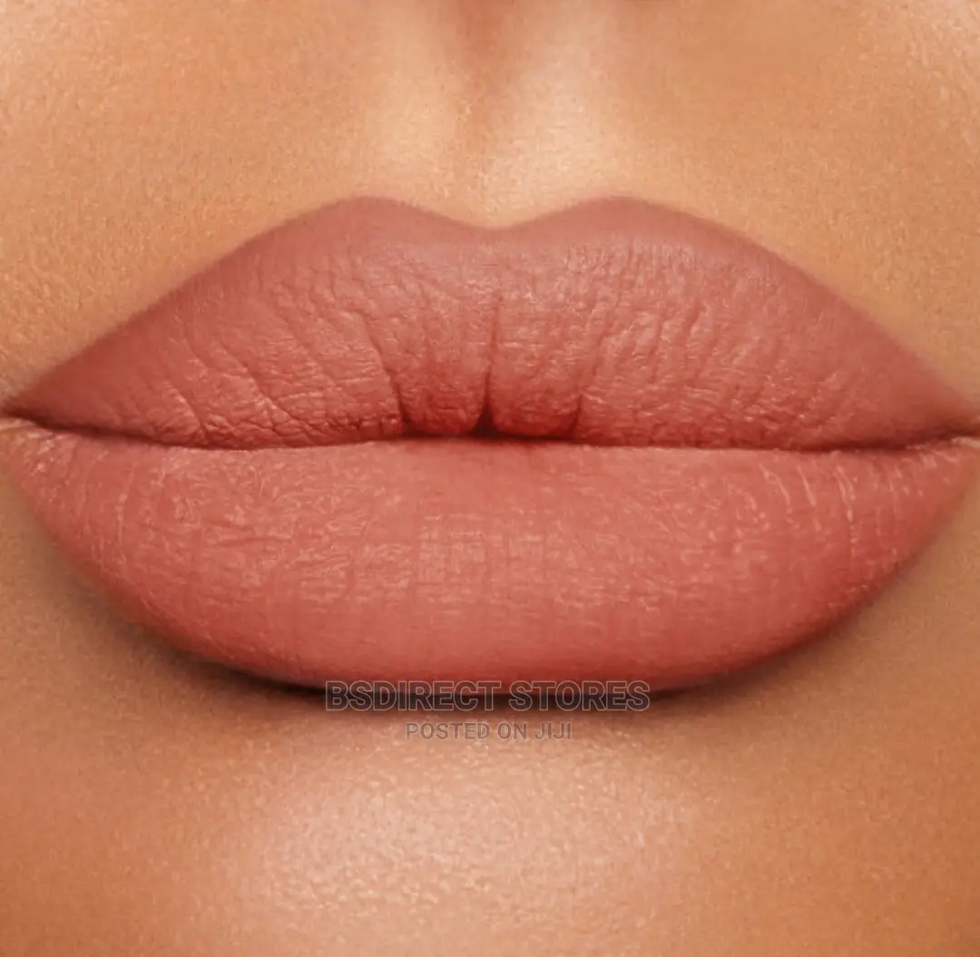 Avon Lisa Armstrong CATHERINE Colour Within the Lines Liner