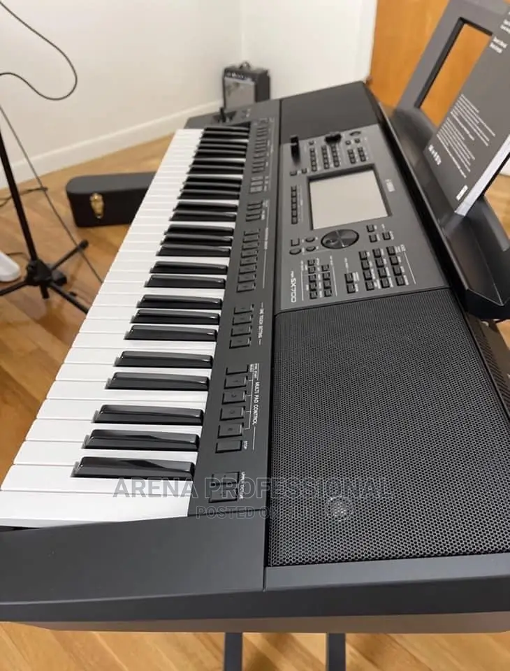 Yamaha PSR Sx700 Keyboard