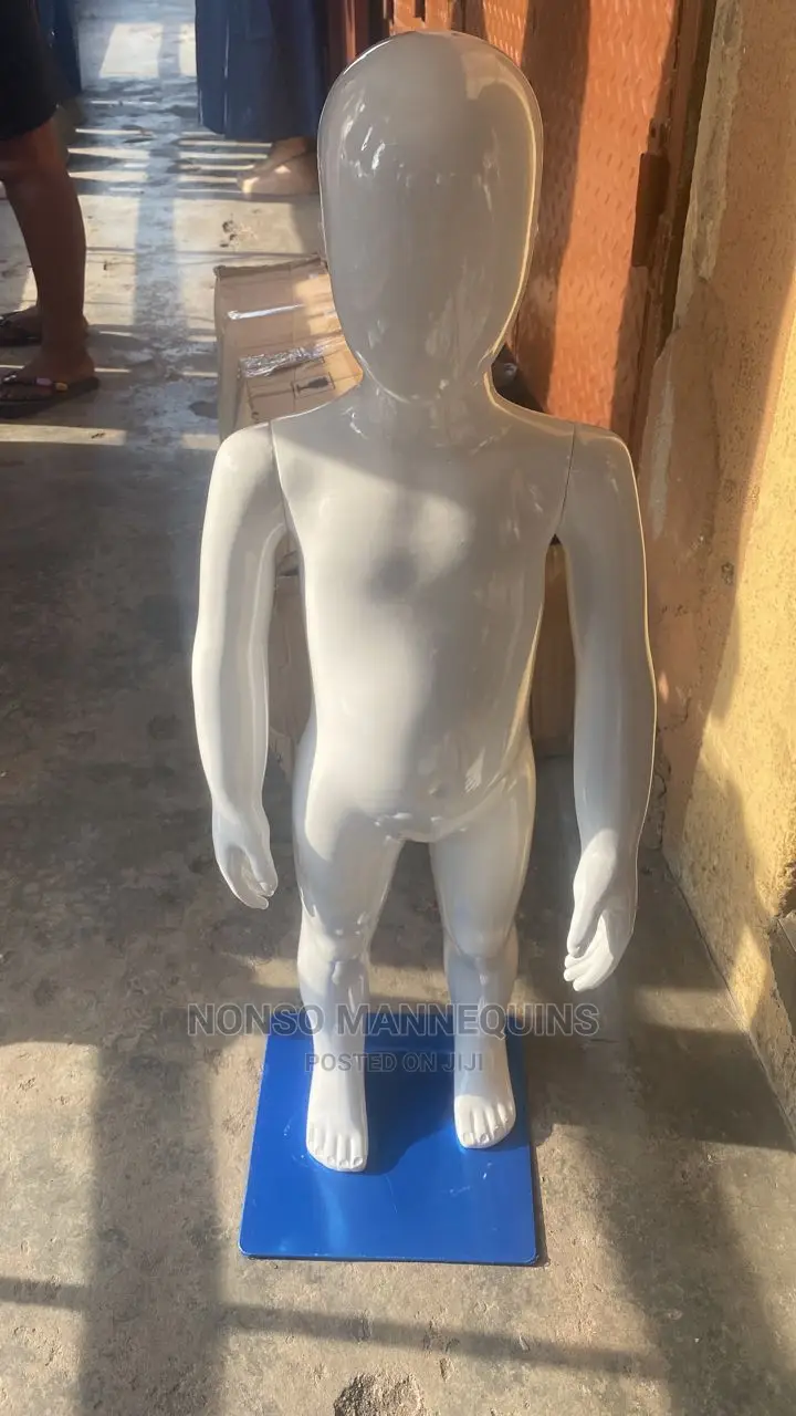 Age 1 To 3 Years Unisex Glossy White Kids Mannequin