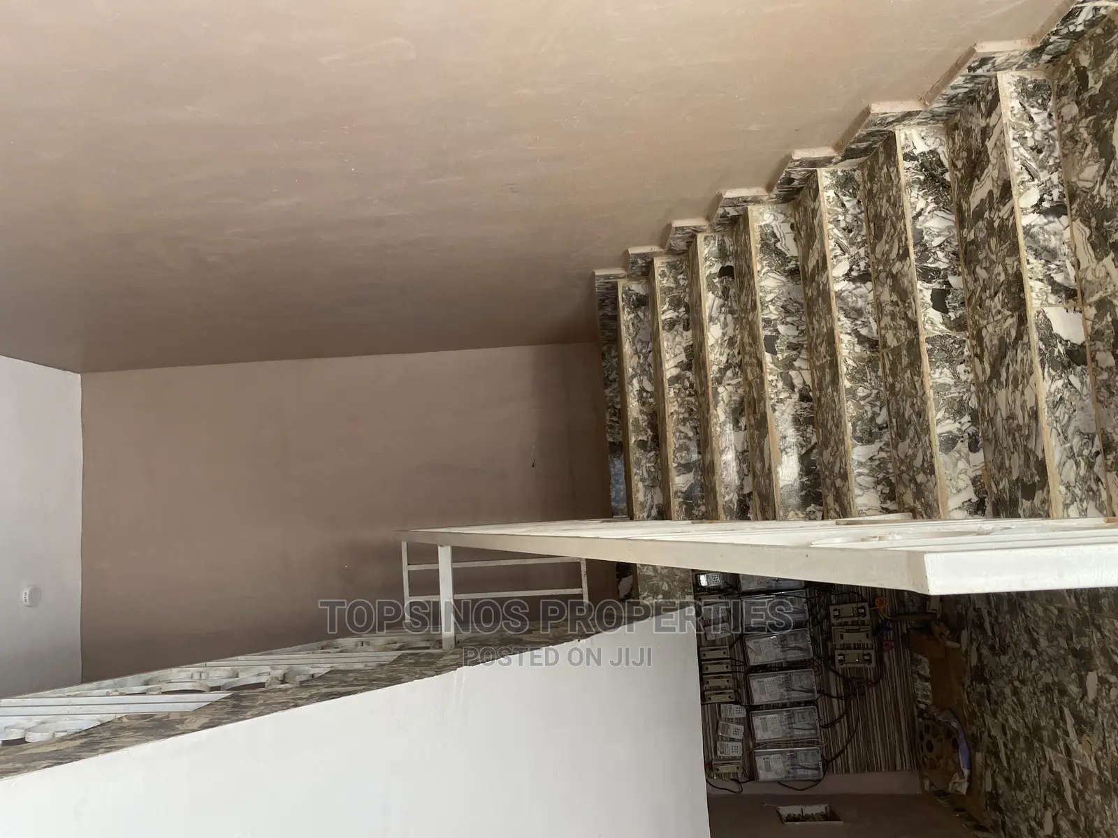 2bdrm Block of Flats in Dawaki for rent