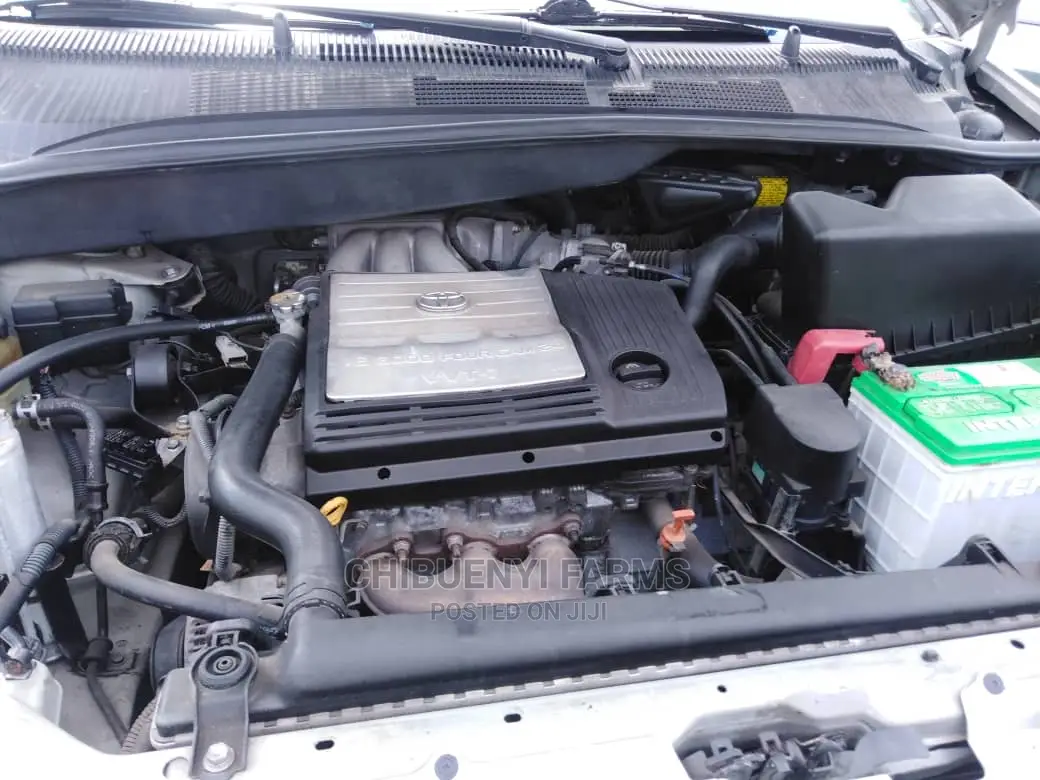 Toyota Sienna 2002 Gold