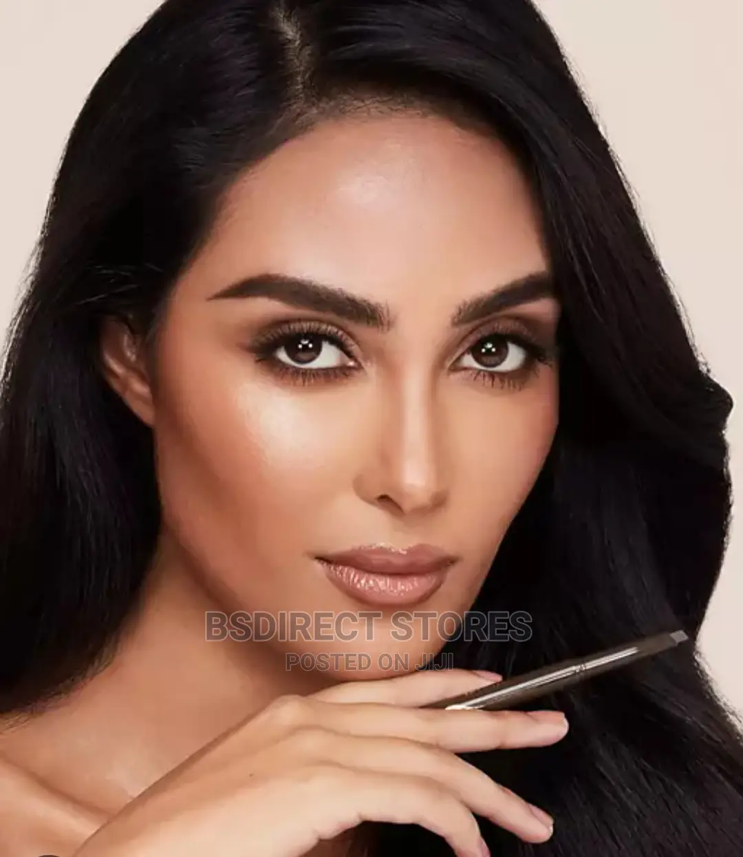 Avon Ombre Brow - MEDIUM Brow Showcase Brow Palette Shade