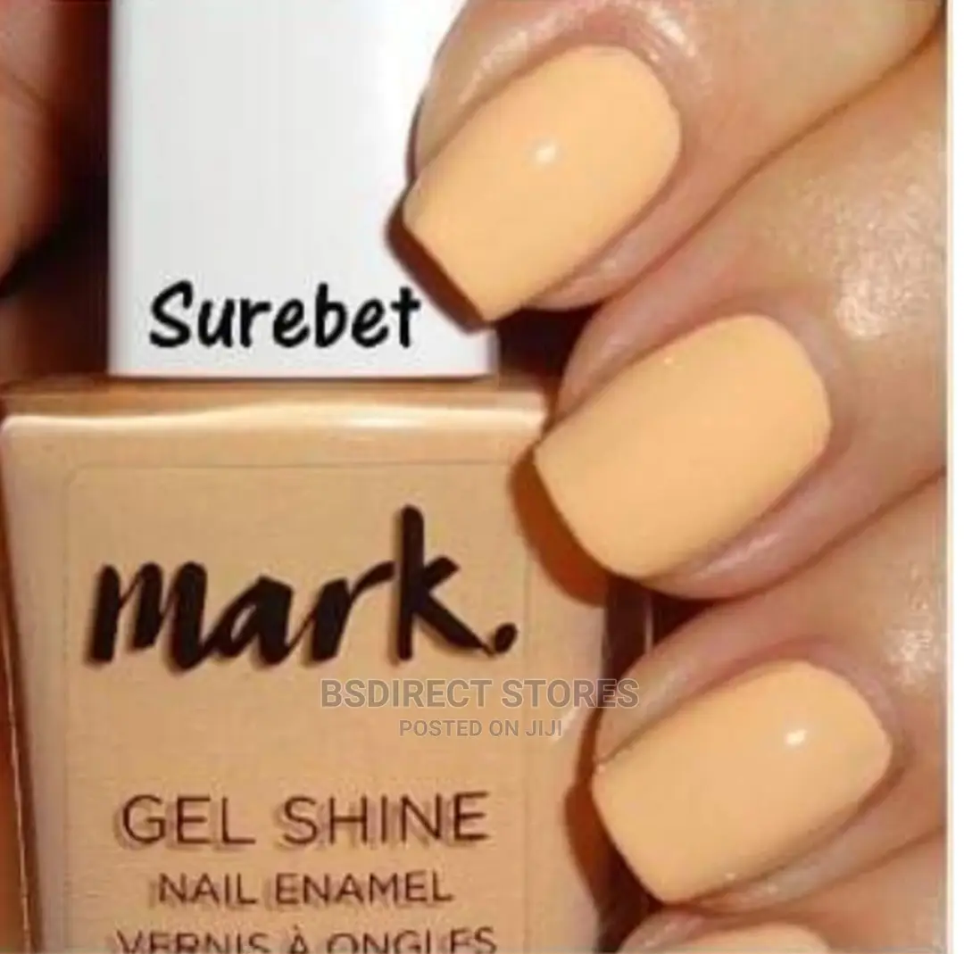 Avon MARK. SUREBET Gel Shine Nail Enamel