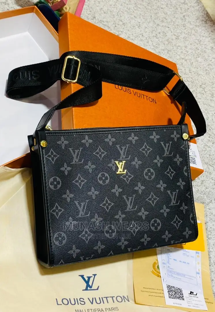 Luxury Louis Vuitton Crossbag