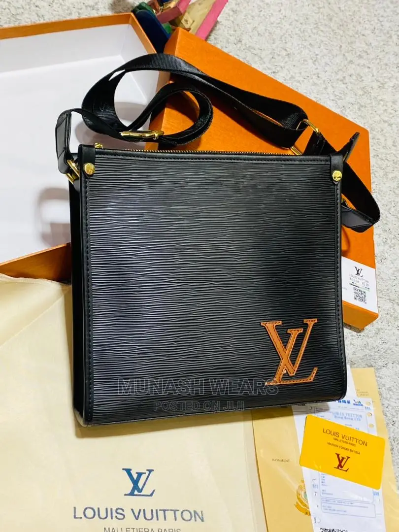 Luxury Louis Vuitton Crossbag