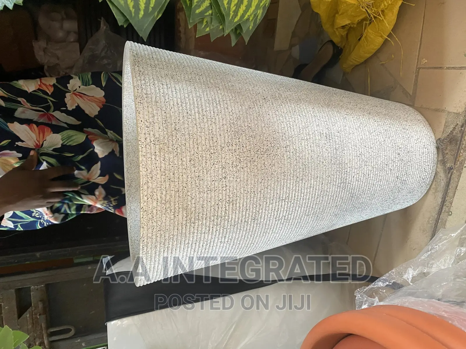 Flower Pots Fiber Plastic