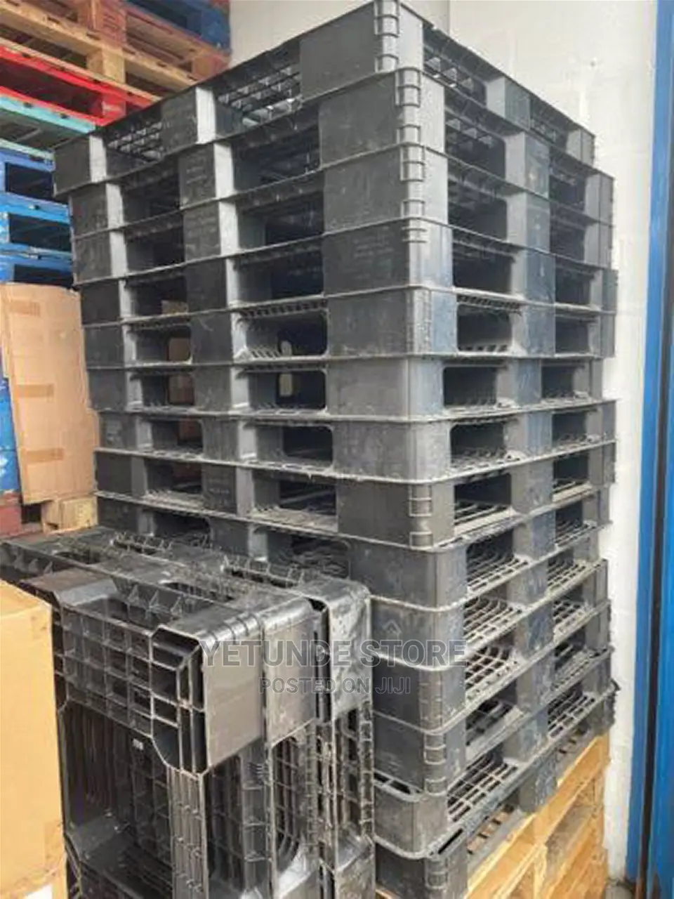Industrial Rubber Pallets - Storage