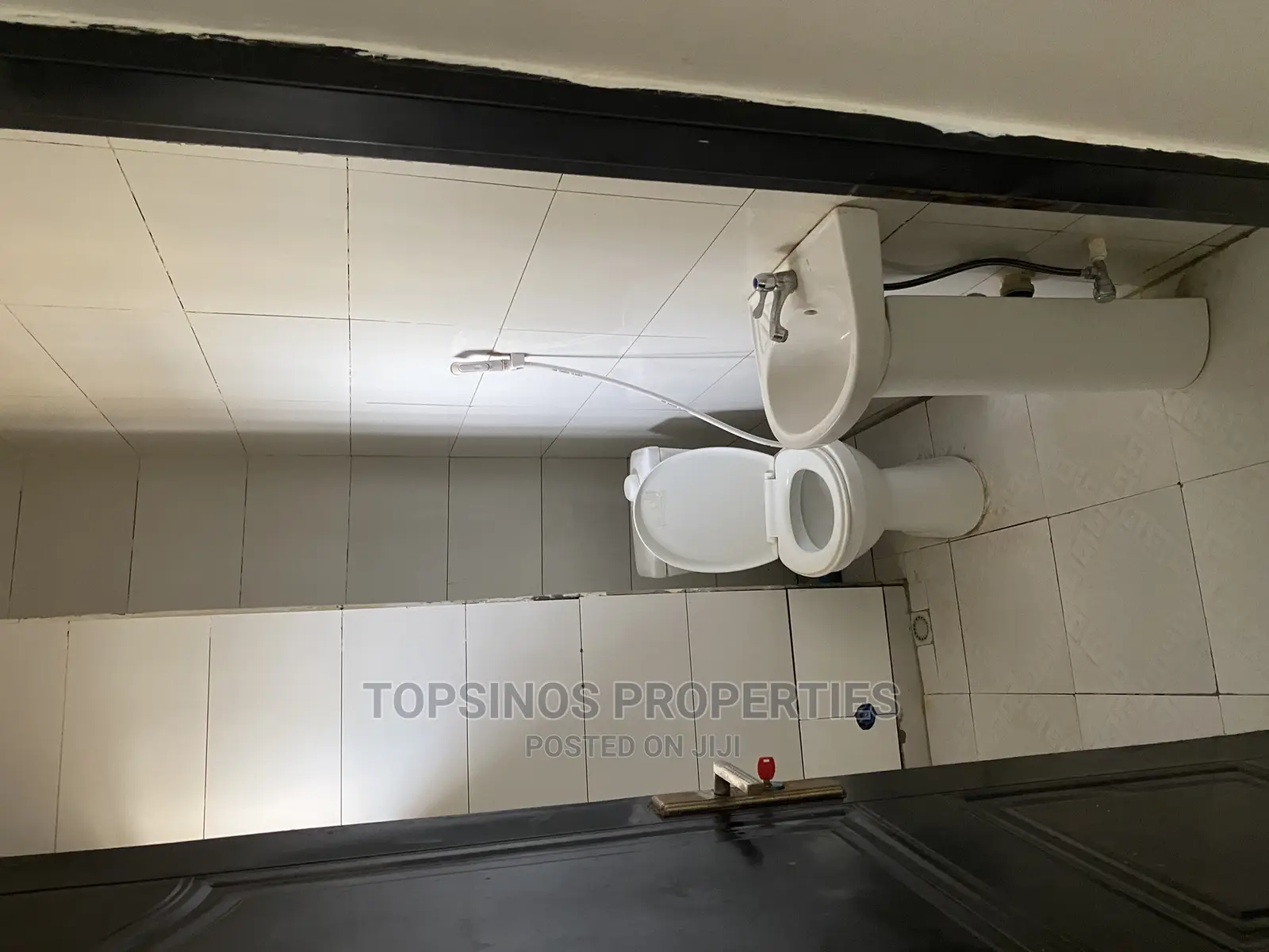 1bdrm Block of Flats in Trans Engineering for rent