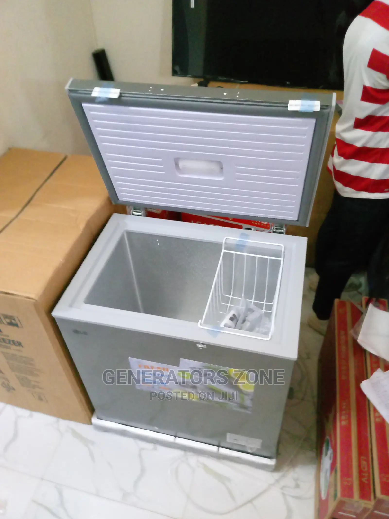 Key Lock LG LED Light Chest Freezer| Gc-238( 150ltrs)