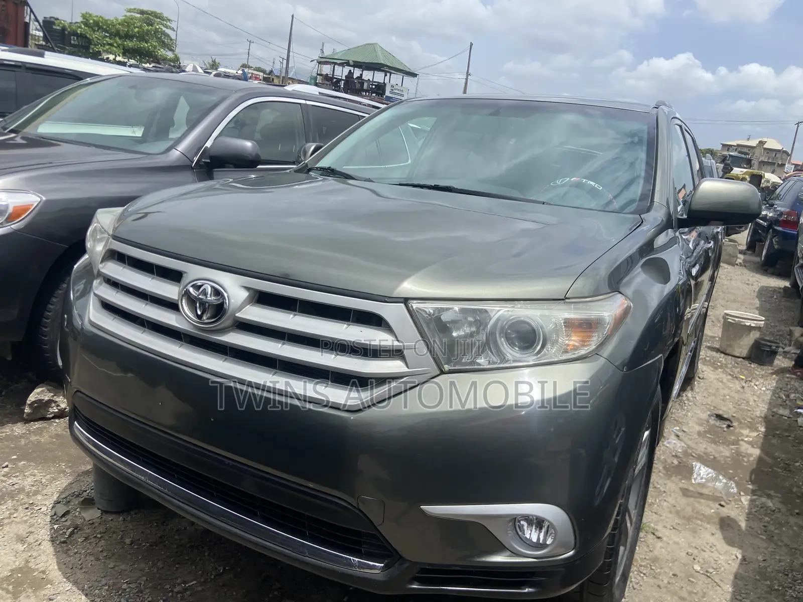 Toyota Highlander Limited 2012 Green