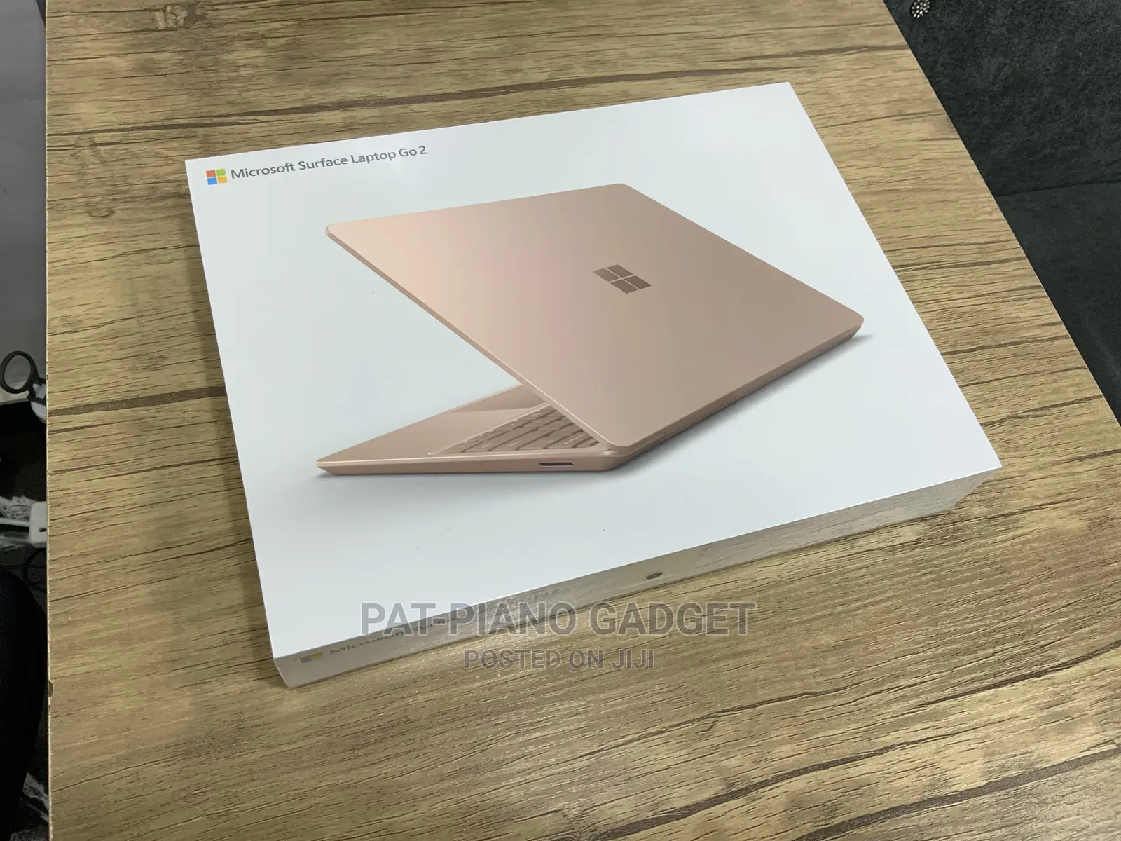 New Laptop Microsoft Surface Laptop Go 2 8GB Intel Core I5 SSD 256GB