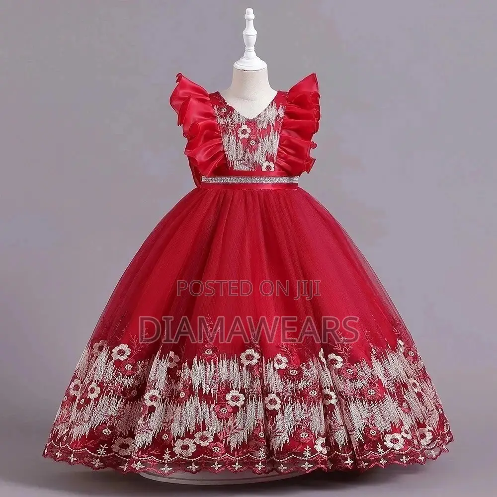 Red Ceremonial Ball Gown for Peincess