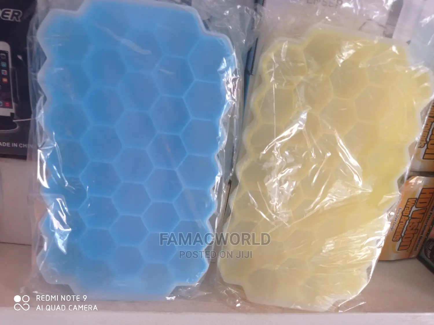 Silicone Ice Cube Mold With Cover