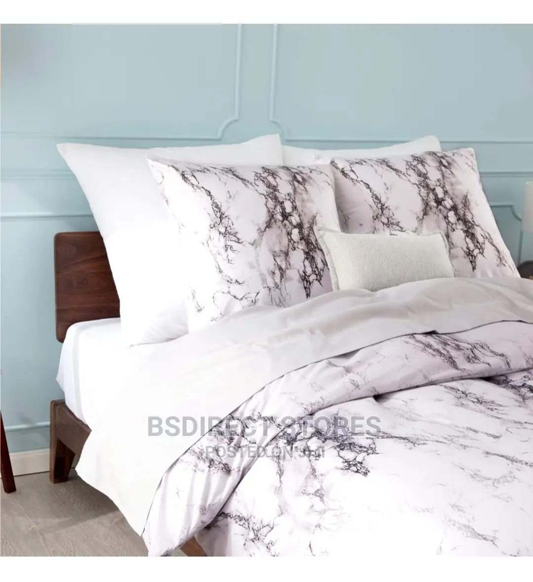 Bedsure Get Cozy Marble Pattern KING Duvet + 2 Pillowcases