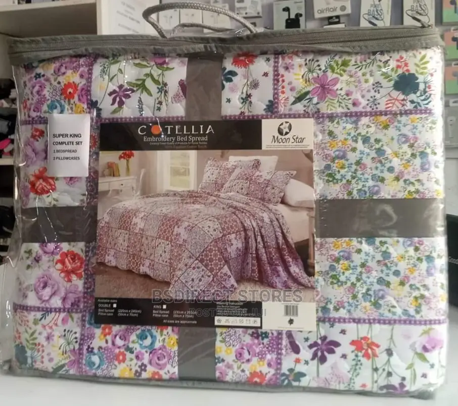 Cotellia Moon Star Multicolor Embroidery Bedspread Superking