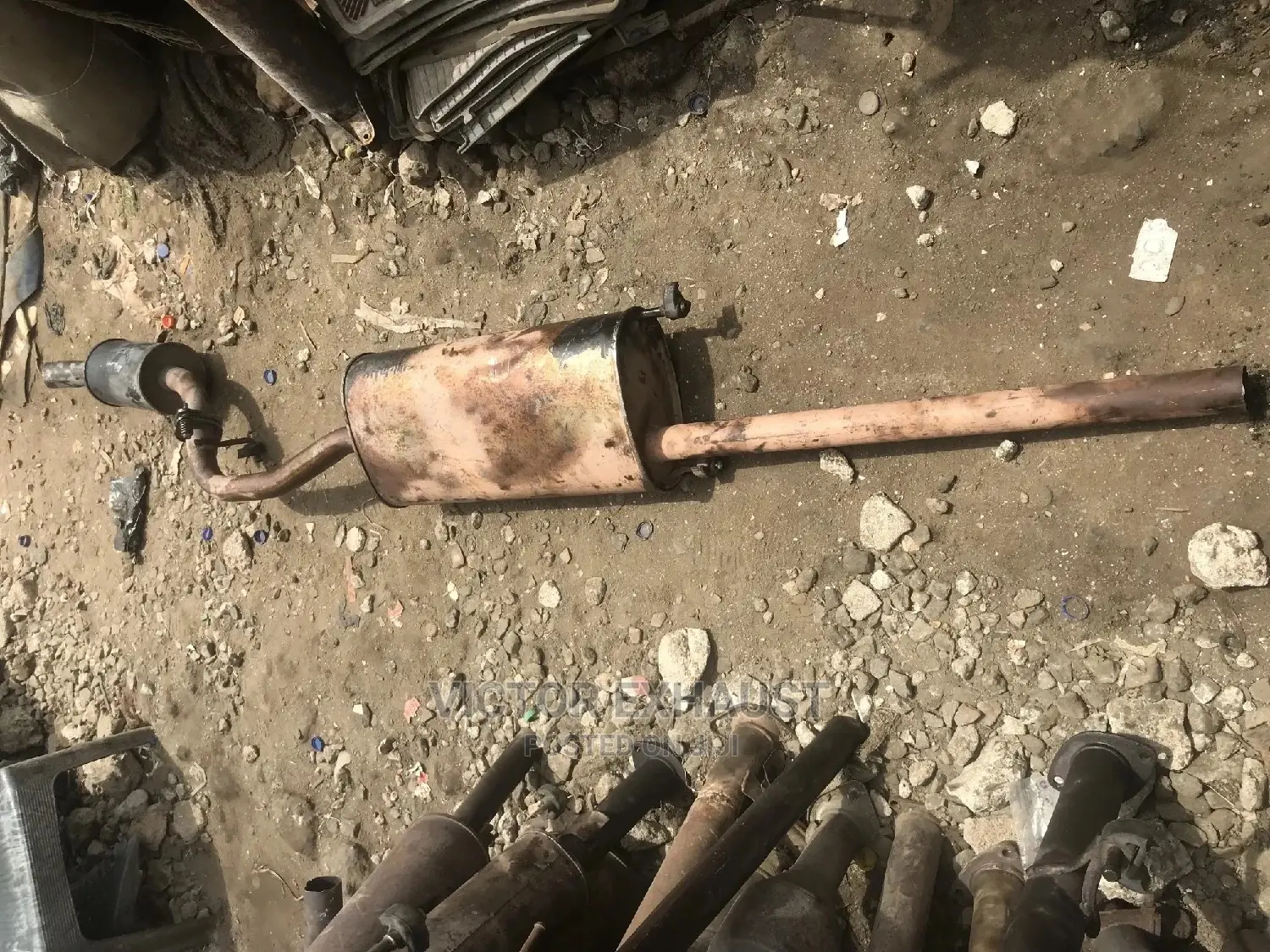 Exhaust Centre Pot Toyota Highlander 2006 Model